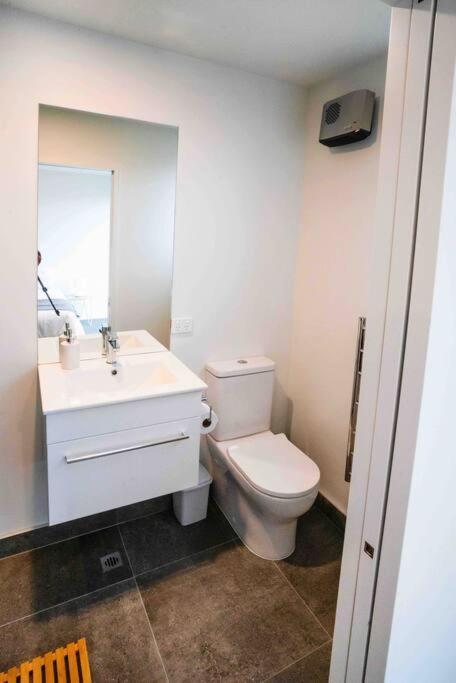 Christchurch Haven - 3 Bedroom Home ภายนอก รูปภาพ
